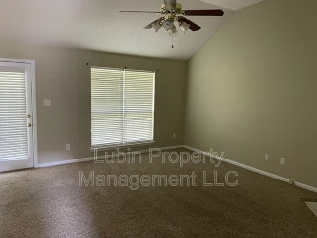 3752 Richbrook Dr in Memphis, TN - Building Photo - Building Photo