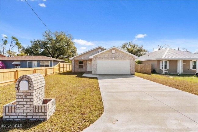 804 Kirklin Ave in Panama City, FL - Building Photo - Building Photo