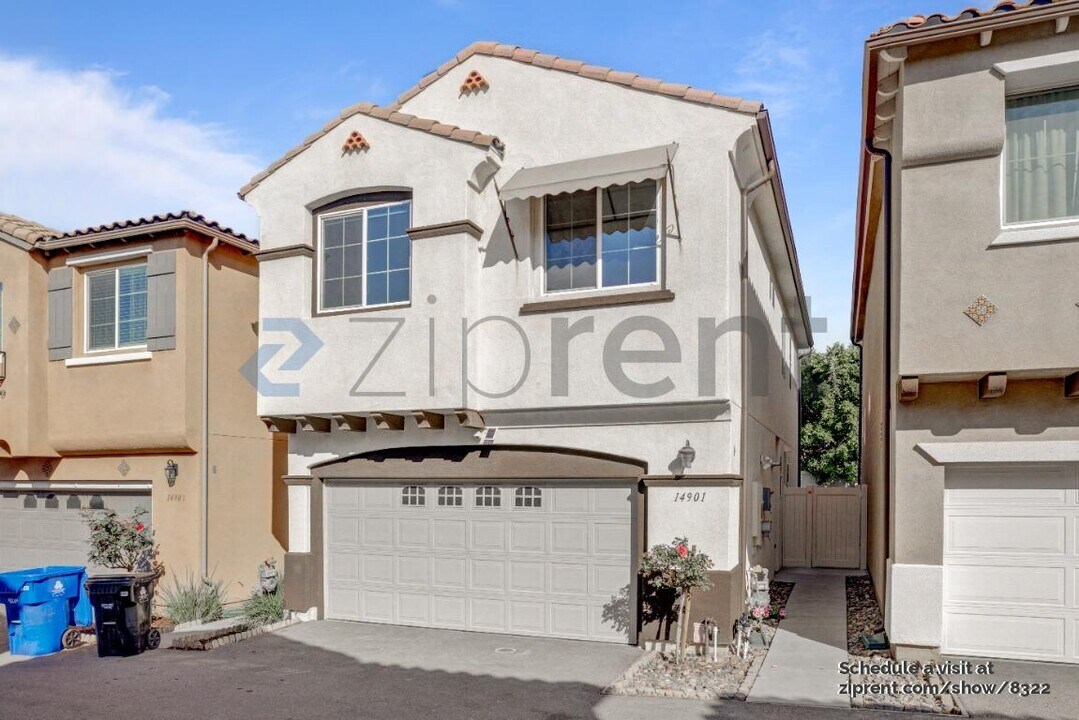14901 Castille Way in Los Angeles, CA - Building Photo