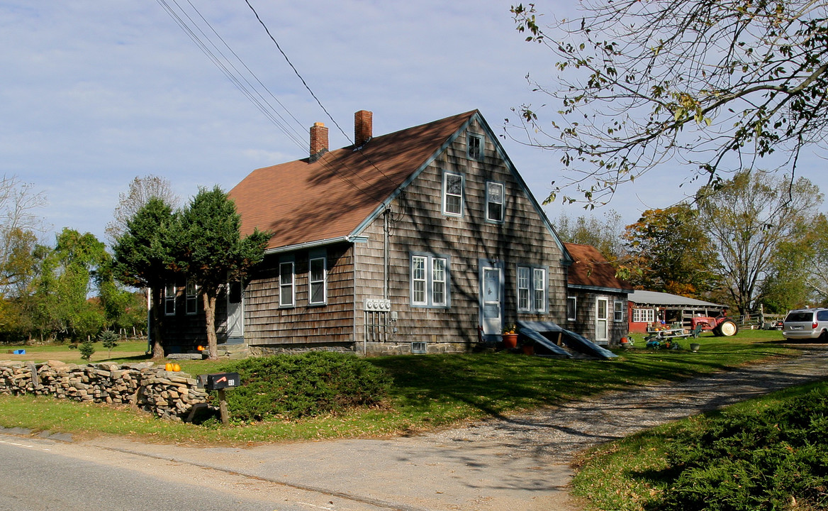 46 Exeter Rd in Lebanon, CT - Building Photo