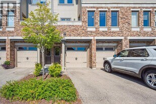 39 Kay Cres in Guelph, ON - Building Photo