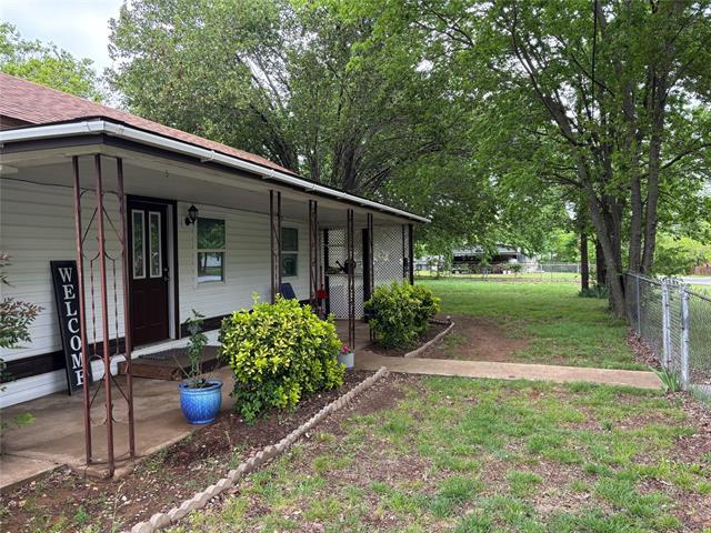 property at 1001 W Star St
