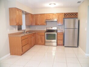 226 Bolender Ct in Auburndale, FL - Building Photo - Building Photo
