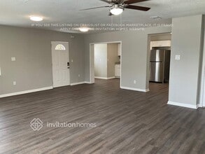 5603 Santa Monica Dr in Tampa, FL - Building Photo - Building Photo