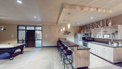 Tallgrass Village Apartments & Townhomes in Spirit Lake, IA - Foto de edificio - Building Photo