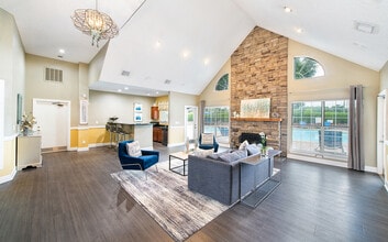 MAA Fifty-One in Matthews, NC - Building Photo - Building Photo