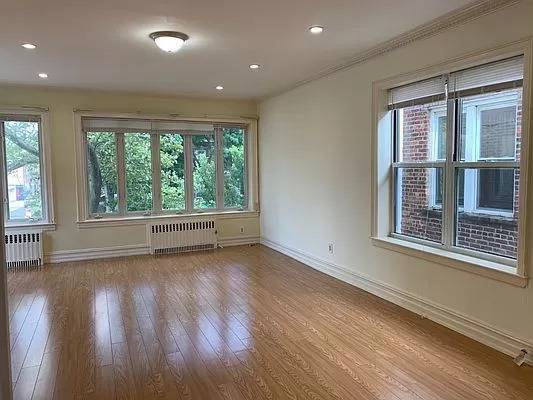 7022 6th Ave in Brooklyn, NY - Building Photo