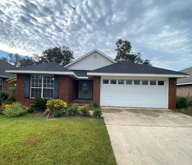 120 Vivian Loop in Fairhope, AL - Building Photo