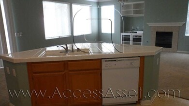 943 Spica Dr in Beaumont, CA - Building Photo - Building Photo