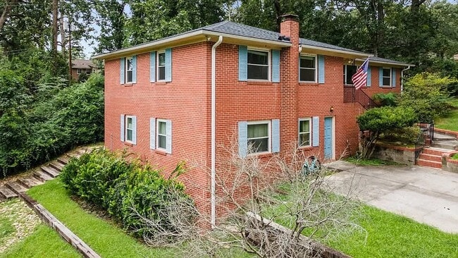 property at 4140 Timberlane Dr