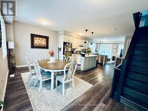 60 Kaitting Trail in Oakville, ON - Building Photo - Building Photo