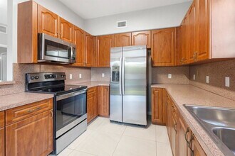 3585 NE 5th St in Homestead, FL - Building Photo - Building Photo