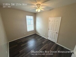 11804 SW 15th Way in Yukon, OK - Building Photo - Building Photo