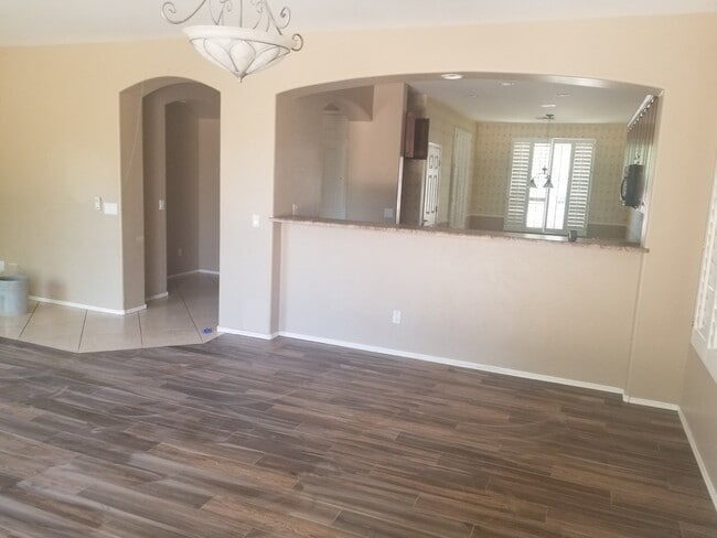2523 W St Kateri Dr in Phoenix, AZ - Building Photo - Building Photo