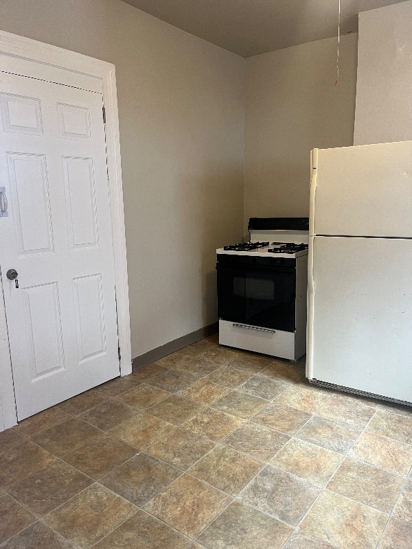 99 Bowen St in Jamestown, NY - Building Photo - Building Photo