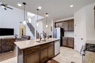 694 Oyster Creek in Buda, TX - Building Photo - Building Photo