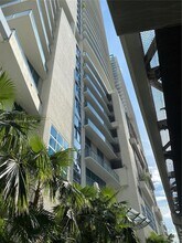 1111 SW 1st Ave, Unit 2516-N in Miami, FL - Building Photo - Building Photo