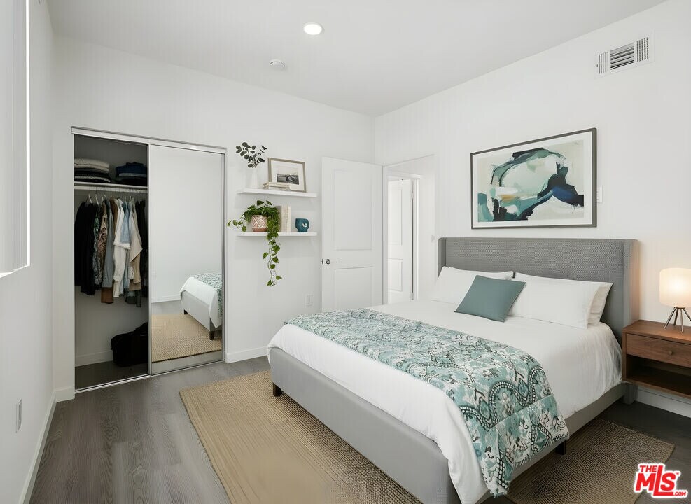 3518 Chesapeake Ave in Los Angeles, CA - Building Photo