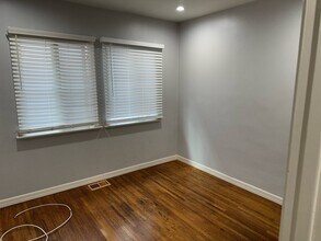 436 Rosecrans Ave, Unit B in Manhattan Beach, CA - Building Photo - Building Photo