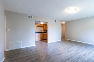 Lexington Springs Apartments in Lexington, VA - Building Photo - Interior Photo