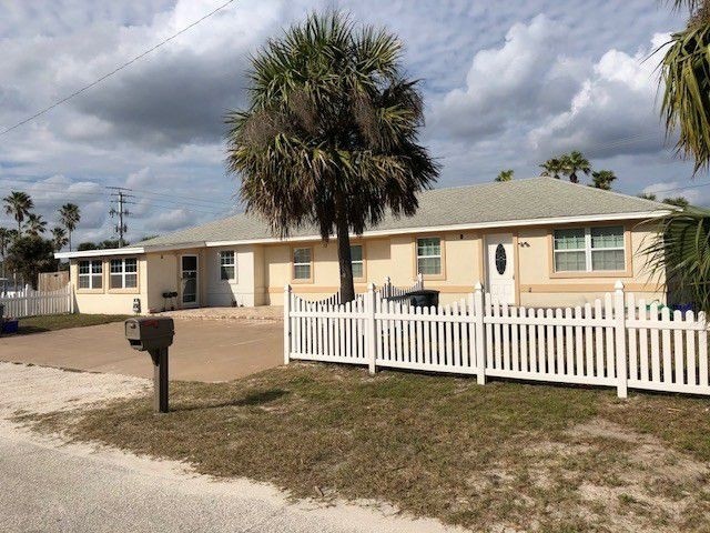 12 13th St in St. Augustine, FL - Foto de edificio - Building Photo