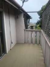 305 19th St, Unit Apartment 4 in Pacific Grove, CA - Building Photo - Building Photo