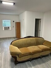 5 Counts St in Senoia, GA - Foto de edificio - Building Photo