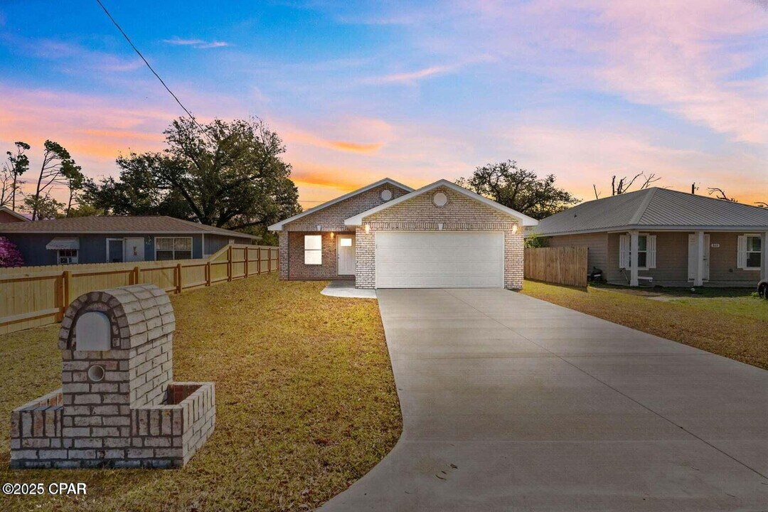804 Kirklin Ave in Panama City, FL - Building Photo