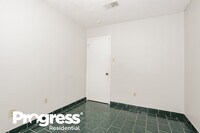 5108 Gunnison St photo'