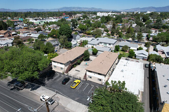 15143 Erwin St in Van Nuys, CA - Building Photo - Building Photo