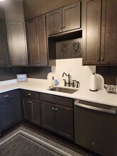 432 E Main St, Unit 2 in Malone, NY - Foto de edificio - Building Photo