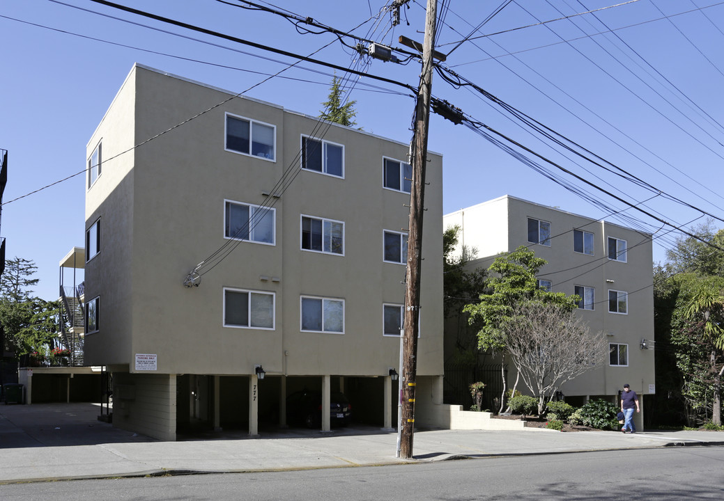 775-779 Kingston Ave in Piedmont, CA - Foto de edificio