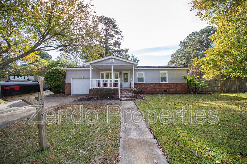 4821 Vick St in Portsmouth, VA - Building Photo