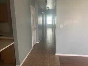 604 N Englewood Ave in Lubbock, TX - Building Photo - Building Photo