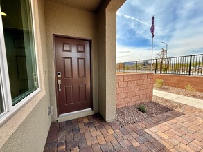 991 Gearus Pl in Henderson, NV - Building Photo - Building Photo