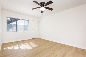 4519-4521 Parks Ave in La Mesa, CA - Building Photo - Building Photo