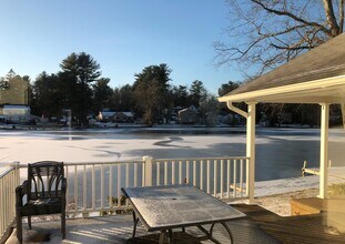 63 Cottage Rd in Enfield, CT - Building Photo - Building Photo