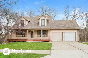 8035 N Brooklyn Ave in Kansas City, MO - Building Photo