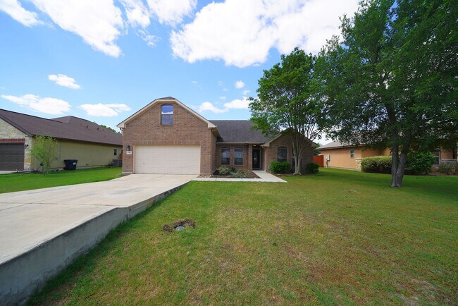 15805 Fair Ln in Selma, TX - Building Photo - Building Photo