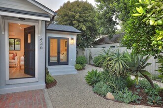 436 W Valerio St in Santa Barbara, CA - Building Photo - Building Photo