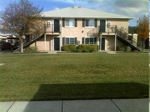 The Village at Mendota in Mendota, CA - Building Photo - Building Photo