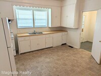 311 N 25th St photo'