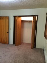404 Kit Blvd in North Pole, AK - Building Photo - Building Photo