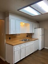 902 Country Aire Dr in Round Rock, TX - Building Photo - Building Photo