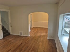 316 1st St in Libertyville, IL - Building Photo - Building Photo