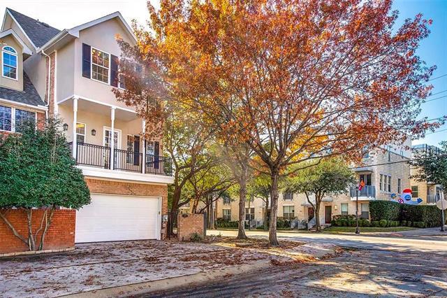 property at 5720 La Vista Dr