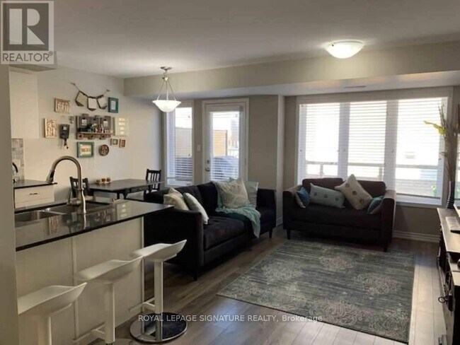 36 Daylily Ln in Kitchener, ON - Building Photo - Building Photo