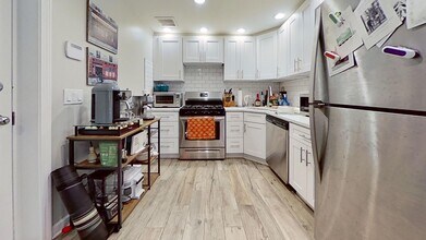 719 W Buckingham Pl in Chicago, IL - Building Photo - Building Photo