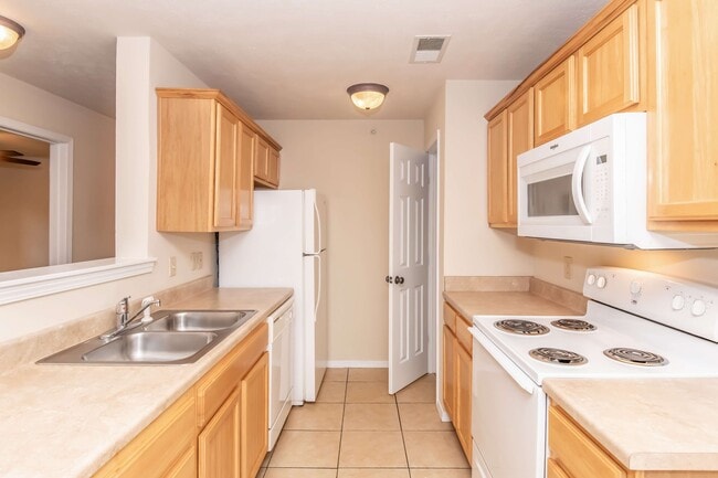 Scenic Station Apartments