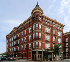 2712-2716 Woodburn Ave Apartments